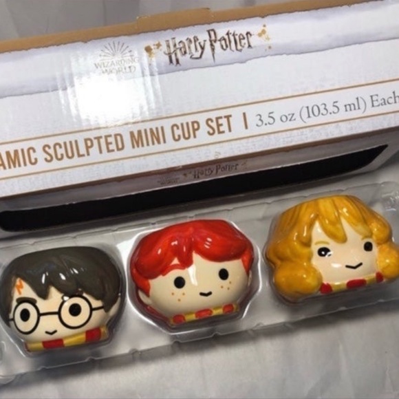 Harry Potter Ceramic Sculpted Mini Cup Set from the Wizarding World - Picture 4 of 6